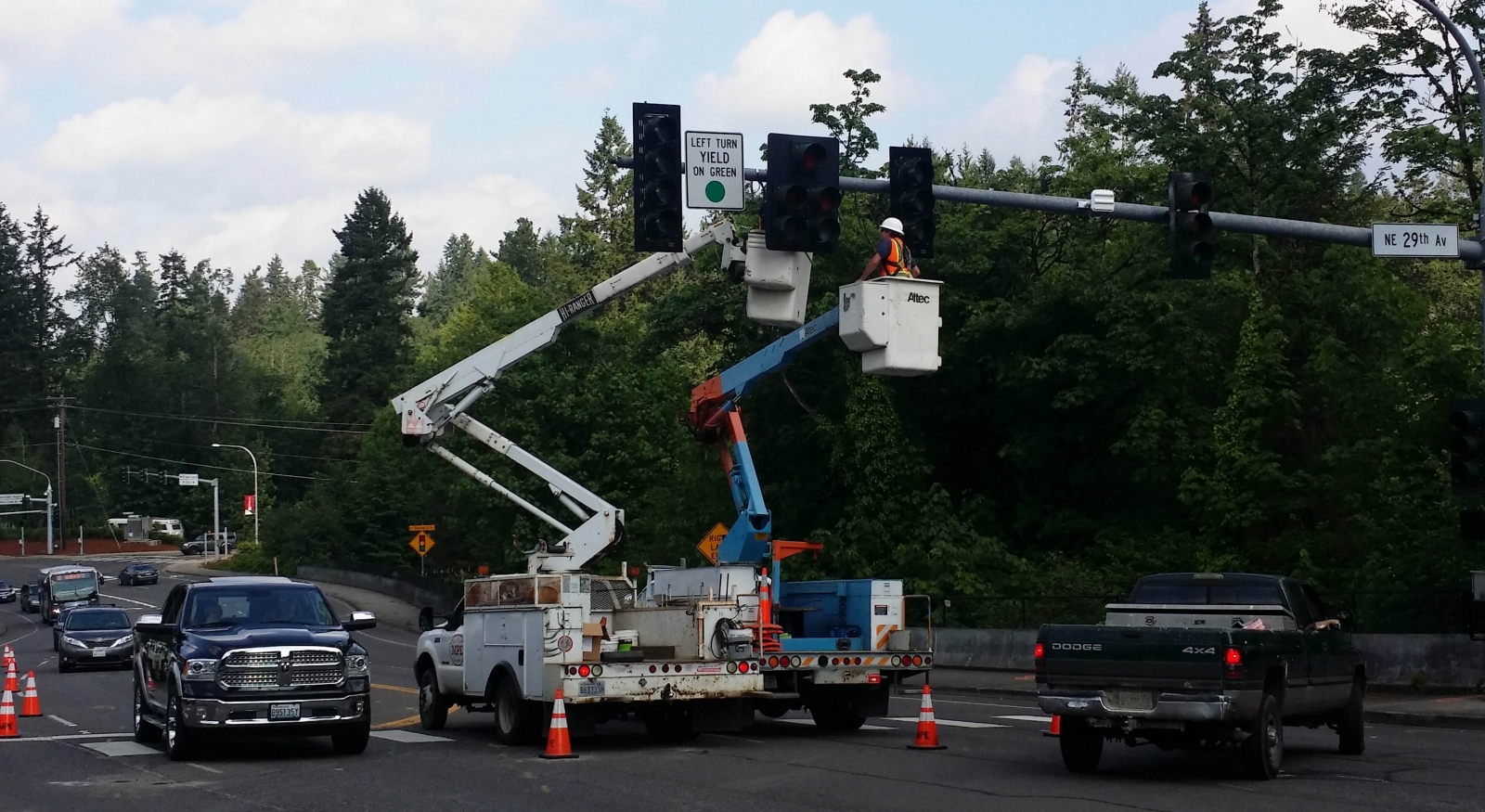 TrafficSignalsImprovement.jpg Traffic signal improvement