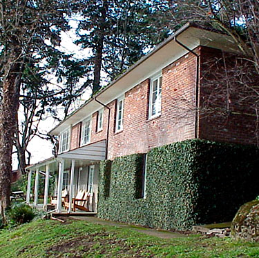 Dorothy and Vincent Cleaveland House